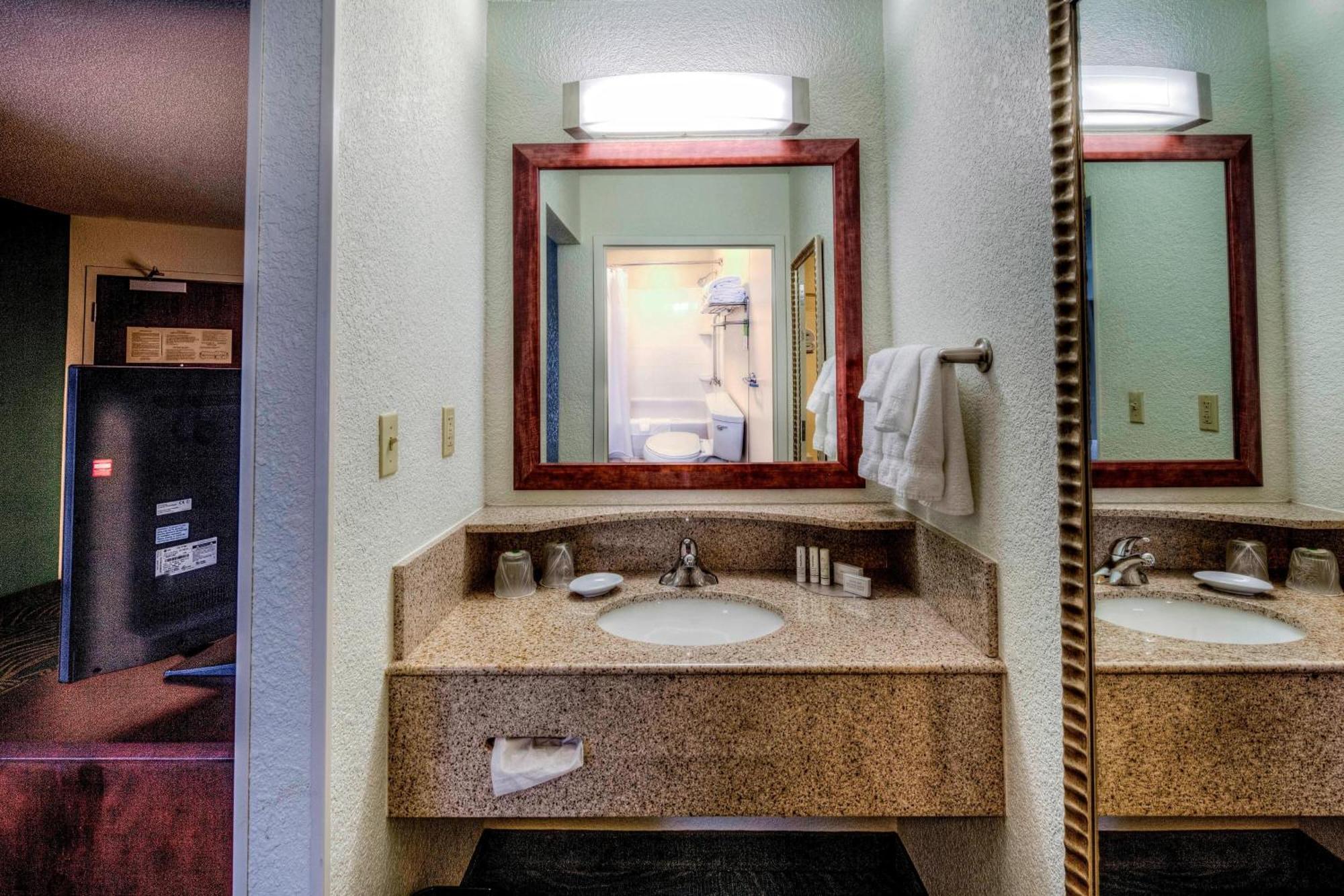 Springhill Suites Dayton South/מיאמיסבורג מראה חיצוני תמונה